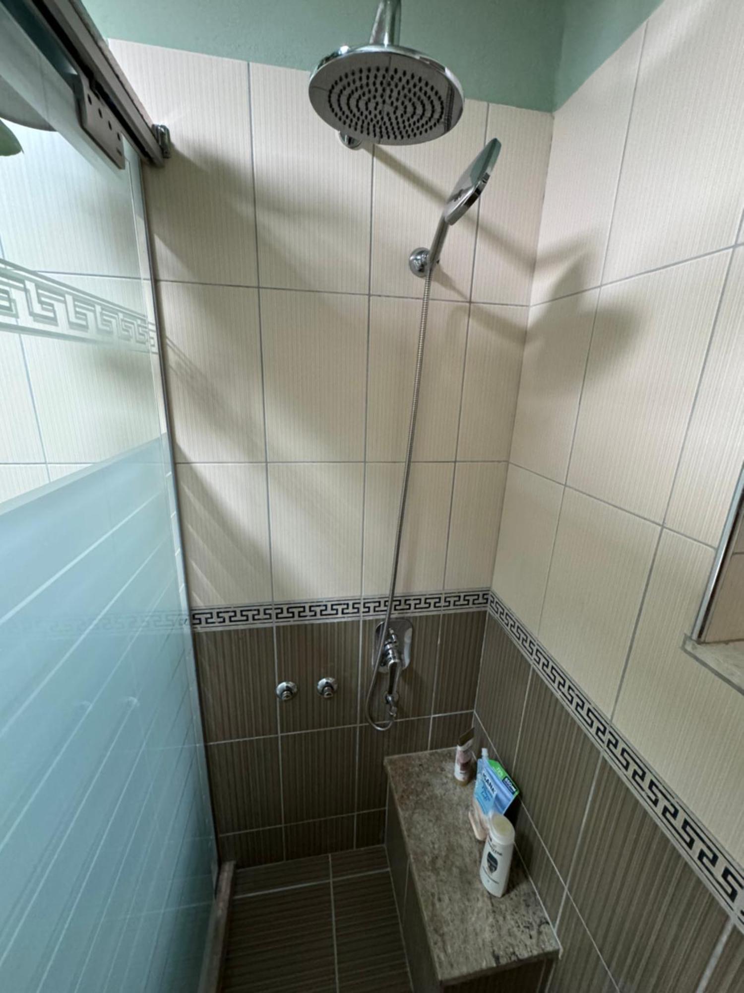 The Hidden Gem Of Blloku Apartment Тирана Екстериор снимка