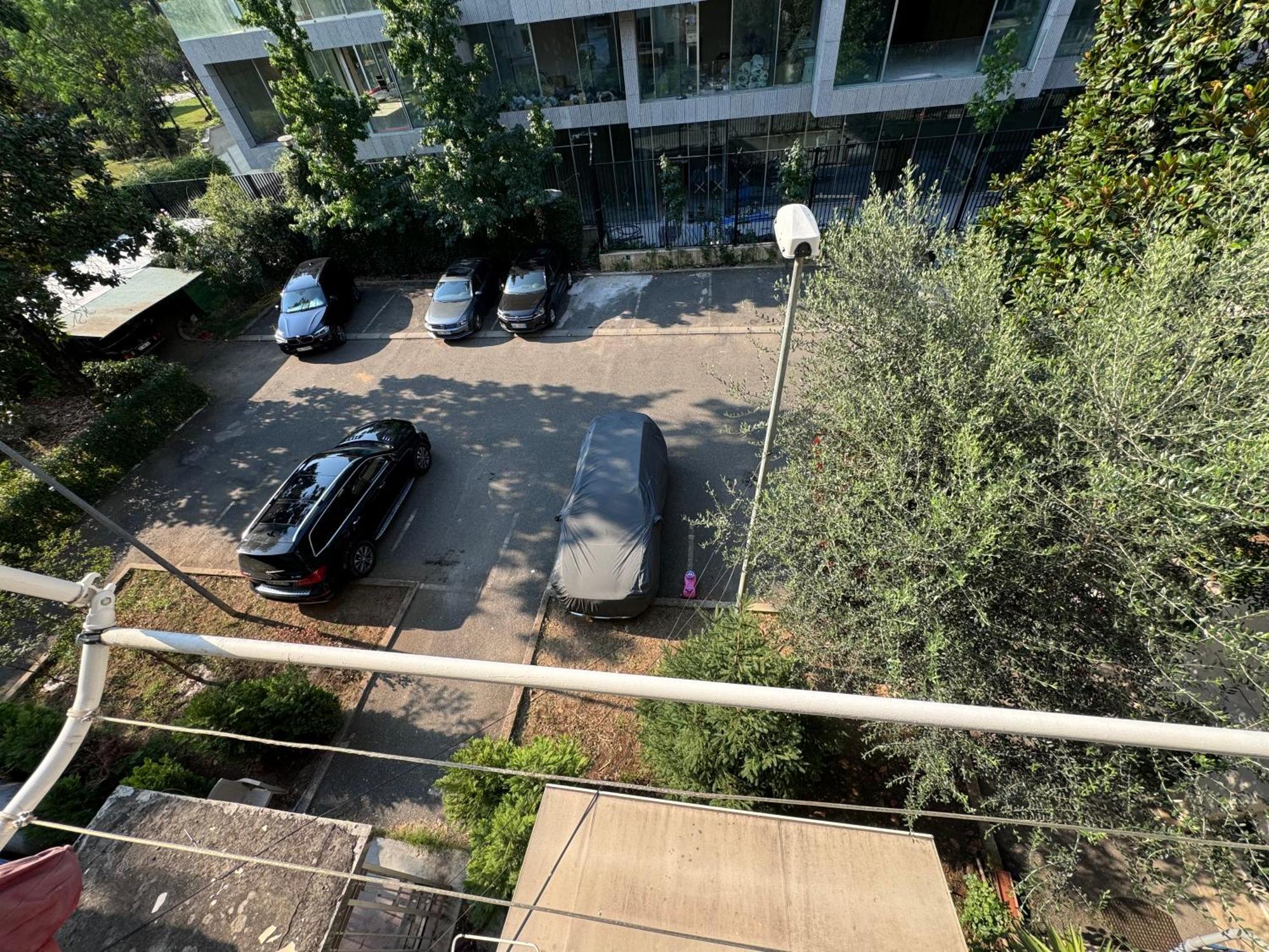 The Hidden Gem Of Blloku Apartment Тирана Екстериор снимка