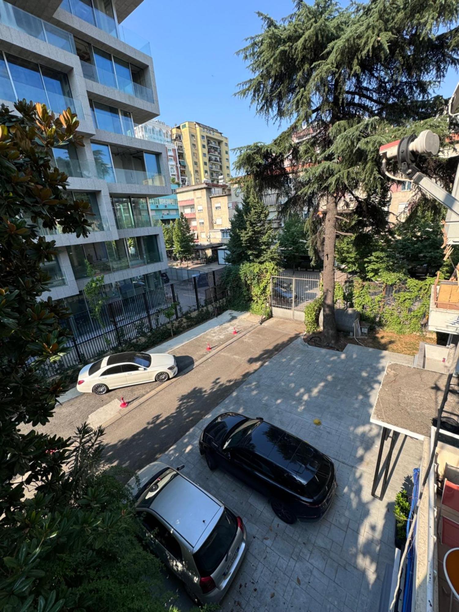 The Hidden Gem Of Blloku Apartment Тирана Екстериор снимка